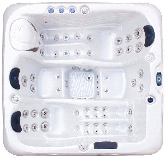 Mondial Piscine — Spa Confort 4 : 4 postes de massages, 2 assis et 2 allongés, 42 jets de massage air/eau, 6